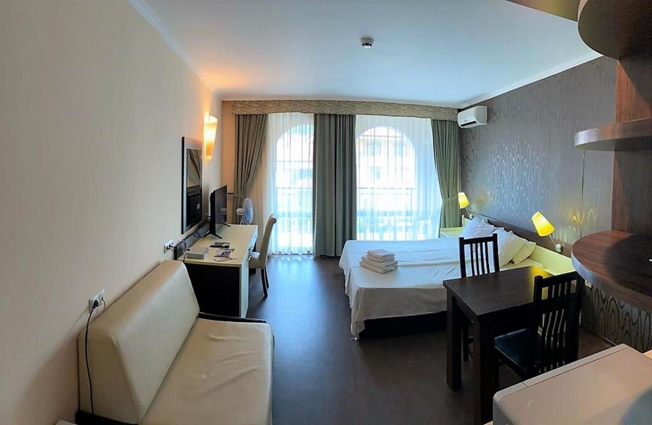 Menada Apartments In Grand Hotel 스베티 블라스 외부 사진