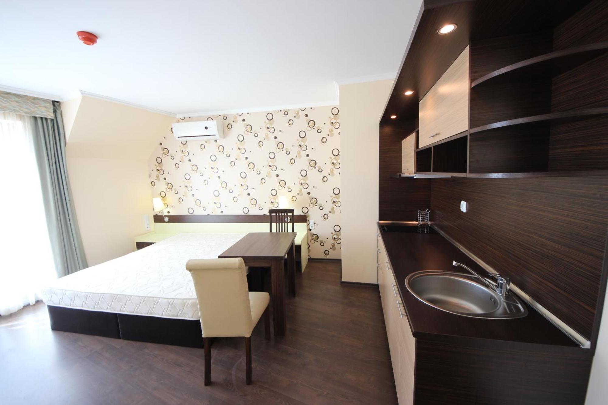 Menada Apartments In Grand Hotel 스베티 블라스 객실 사진
